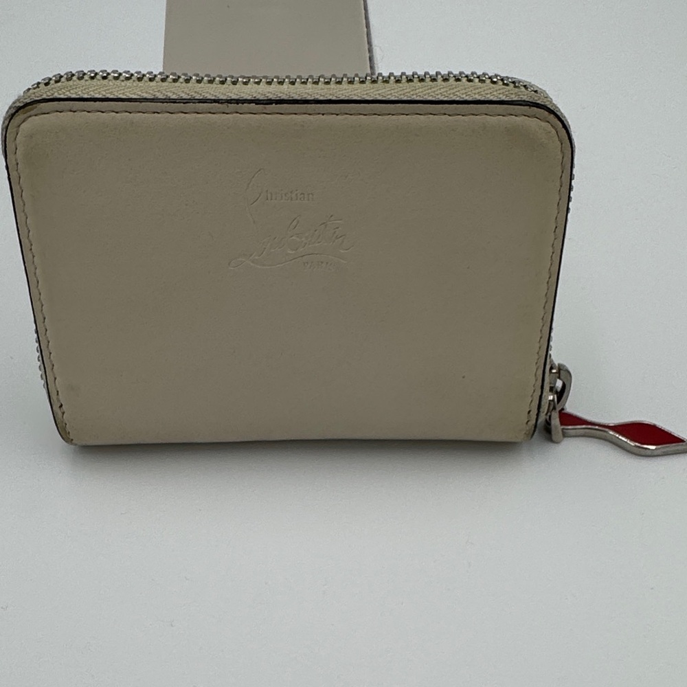 Christian Louboutin Beige & white Stud Embellished Compact Wallet / Cardholder - Picture 2 of 9